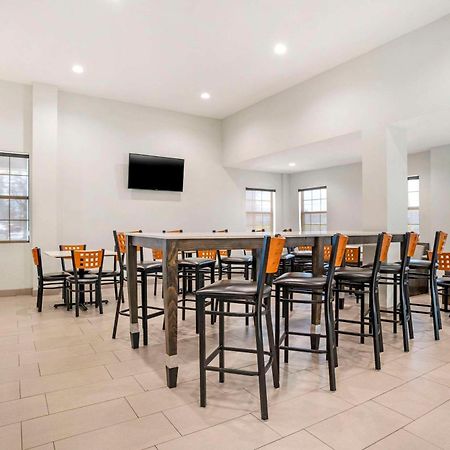 Quality Inn & Conference Center Panama City Luaran gambar