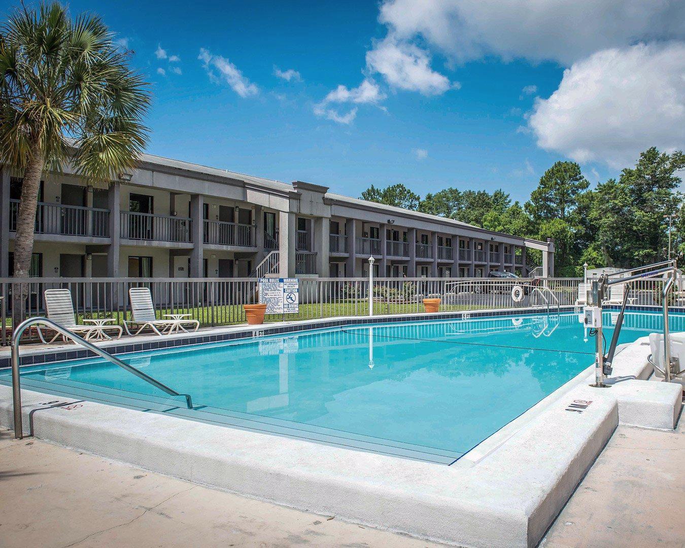 Quality Inn & Conference Center Panama City Luaran gambar