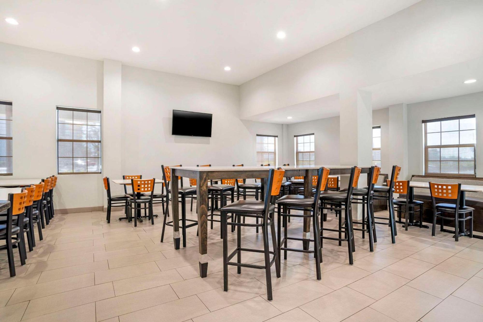 Quality Inn & Conference Center Panama City Luaran gambar